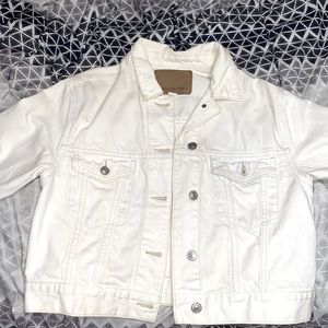 White Amercan Eagle Jean Jacket, Size- Medium